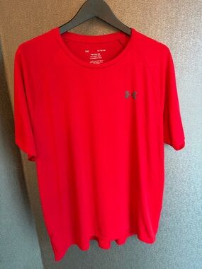 Under Armour Men’s Red Performance Tee with Small Logo